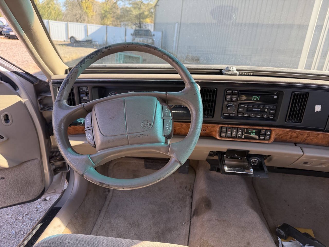 Used 1996 Buick Le Sabre Limited FWD image 29