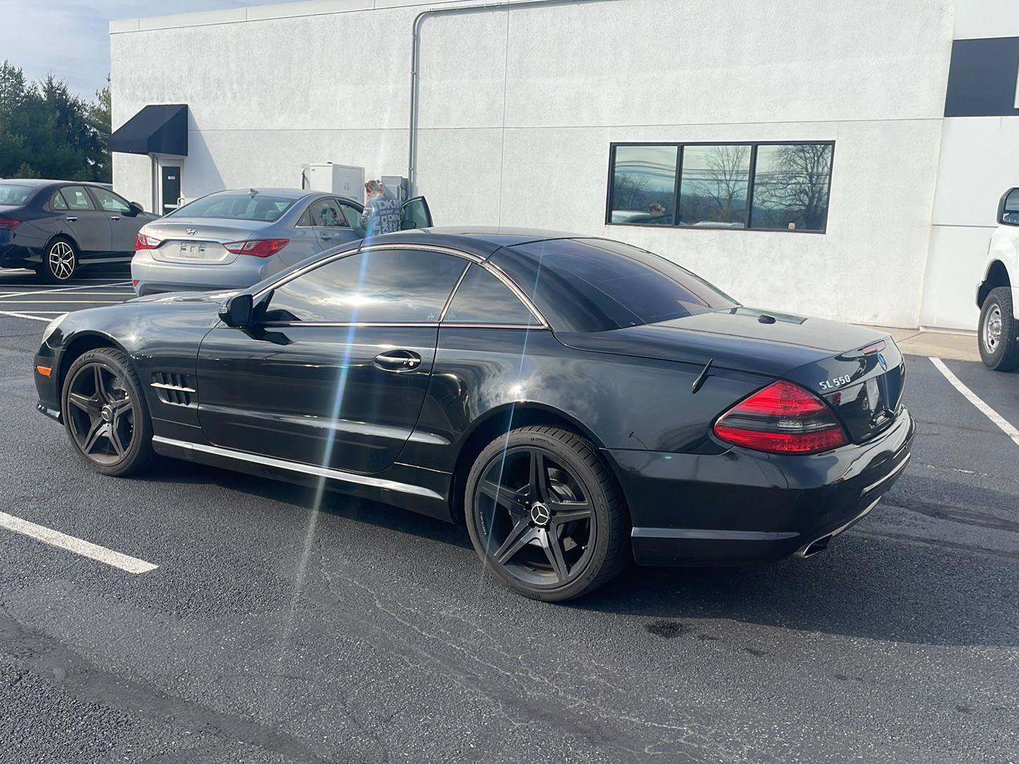 Used 2009 Mercedes-Benz SL 550 image 3