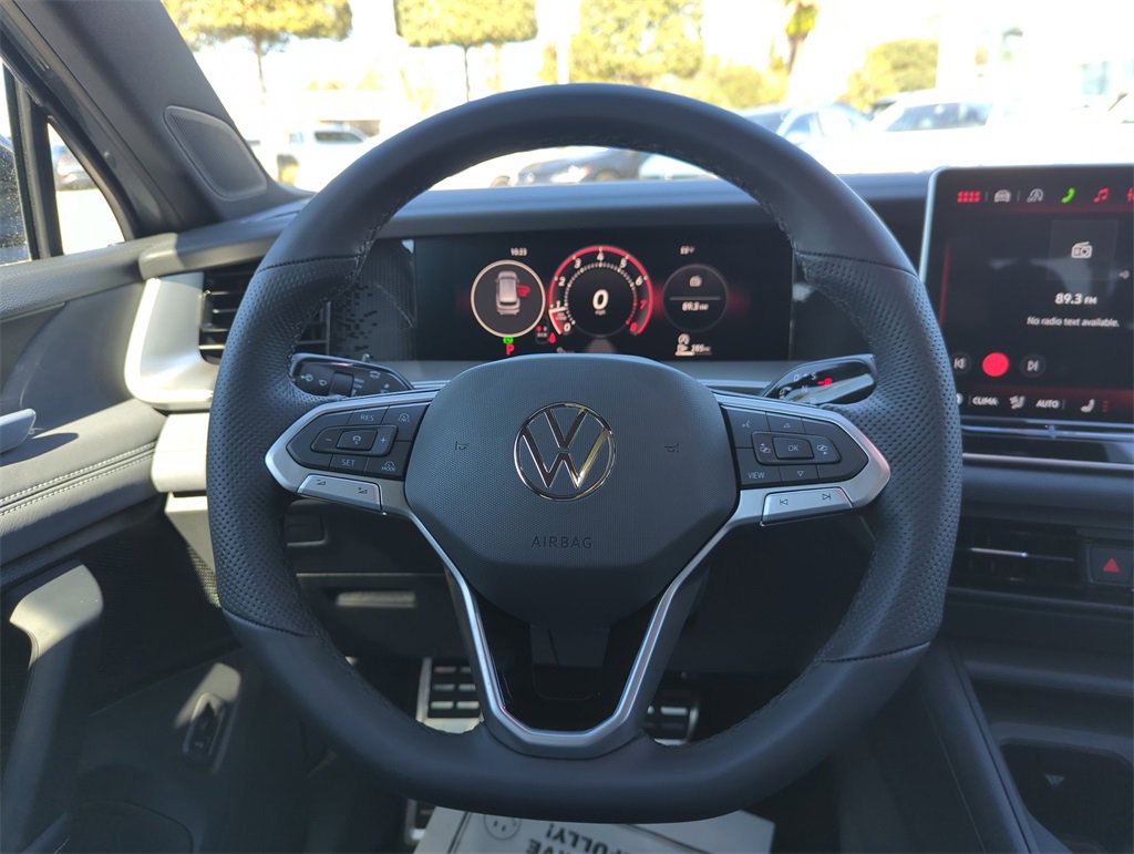 New 2026 Volkswagen Tiguan SE R-Line image 26