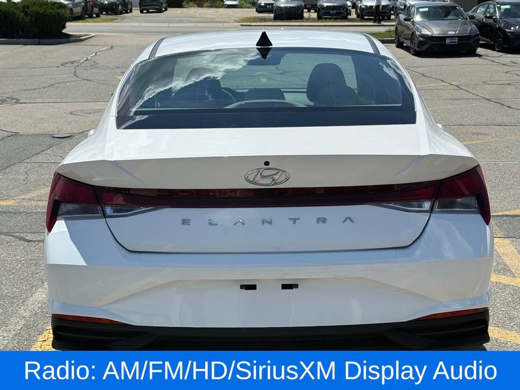 Used 2023 Hyundai Elantra SEL FWD image 5