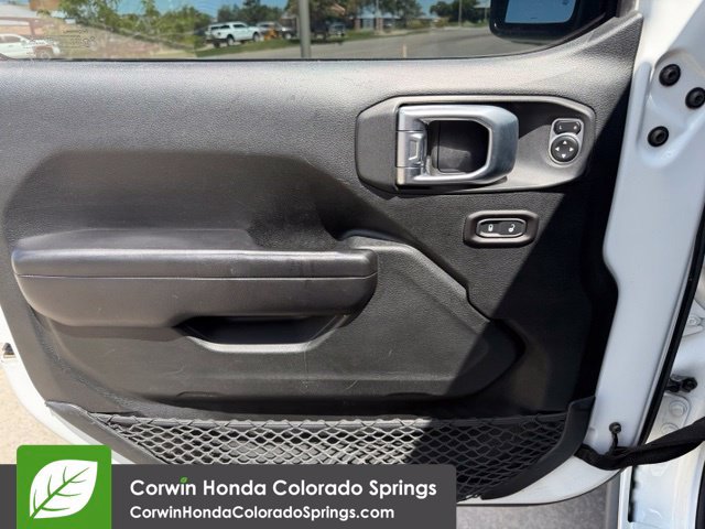 Used 2020 Jeep Gladiator Sport w/ Quick Order Package 24S AWD/4WD image 13
