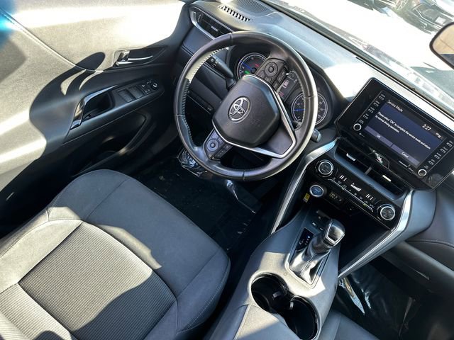 Certified 2021 Toyota Venza LE w/ Carpet Mat Package (TMS) image 21