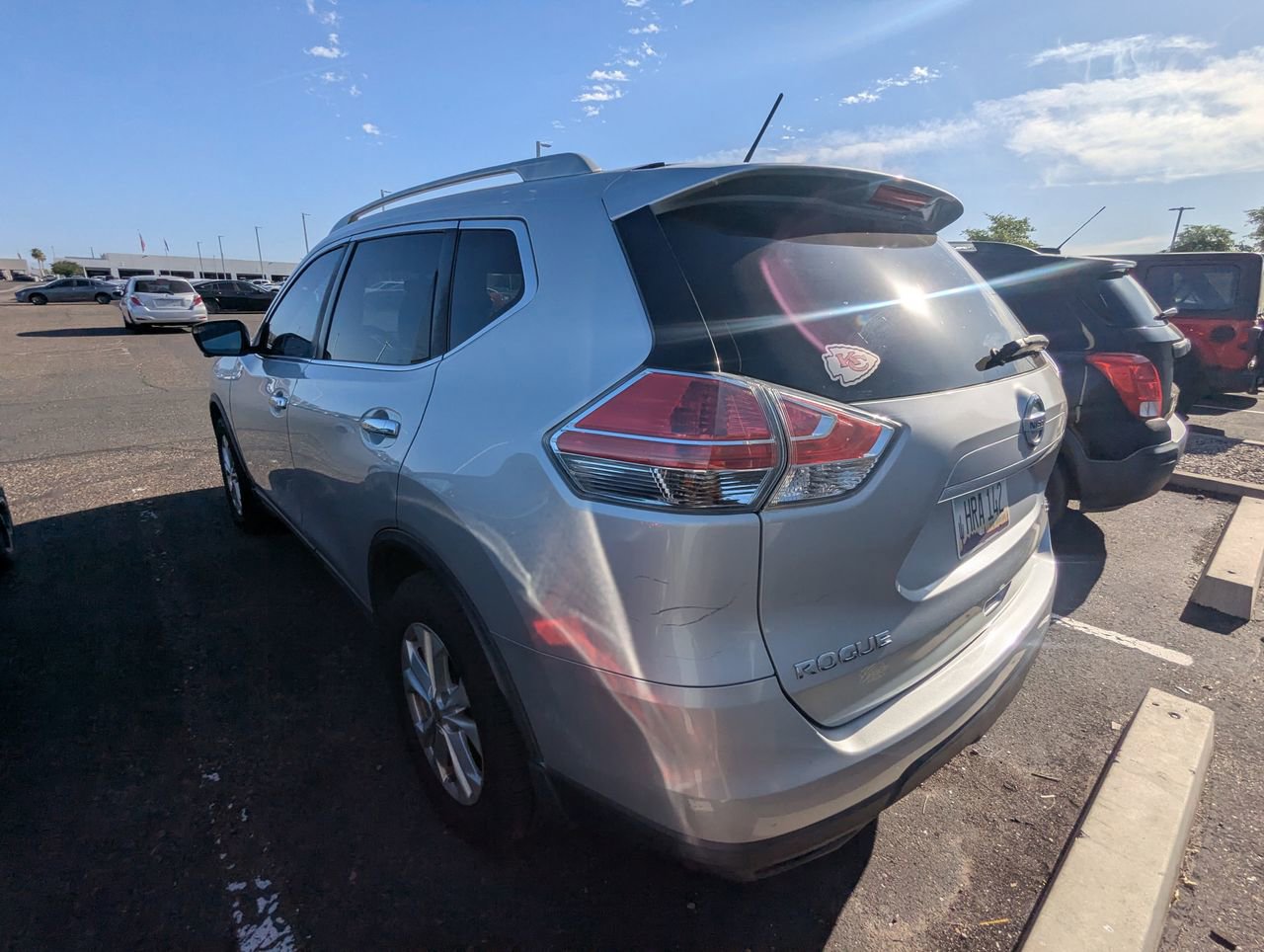Used 2015 Nissan Rogue SV w/ SV Premium Package image 7
