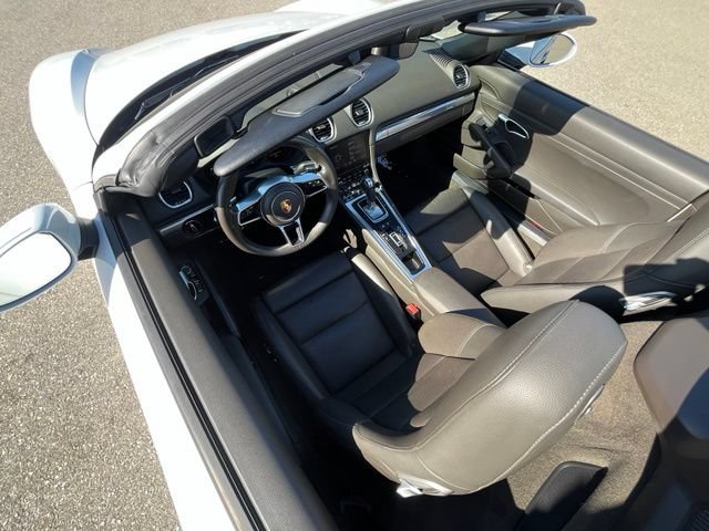 Used 2023 Porsche 718 Boxster RWD image 14