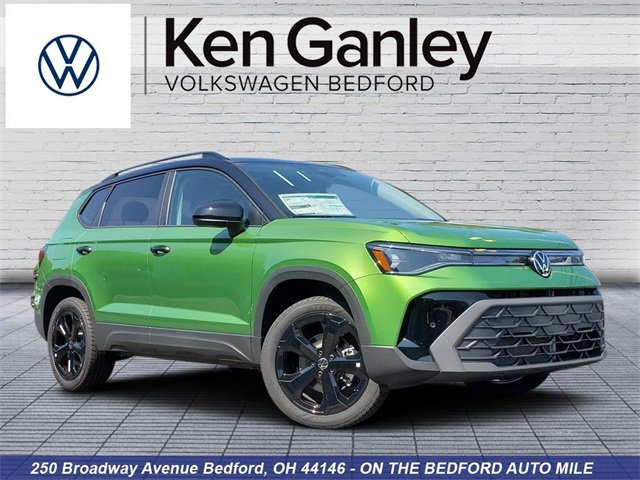 New 2025 Volkswagen Taos SE
