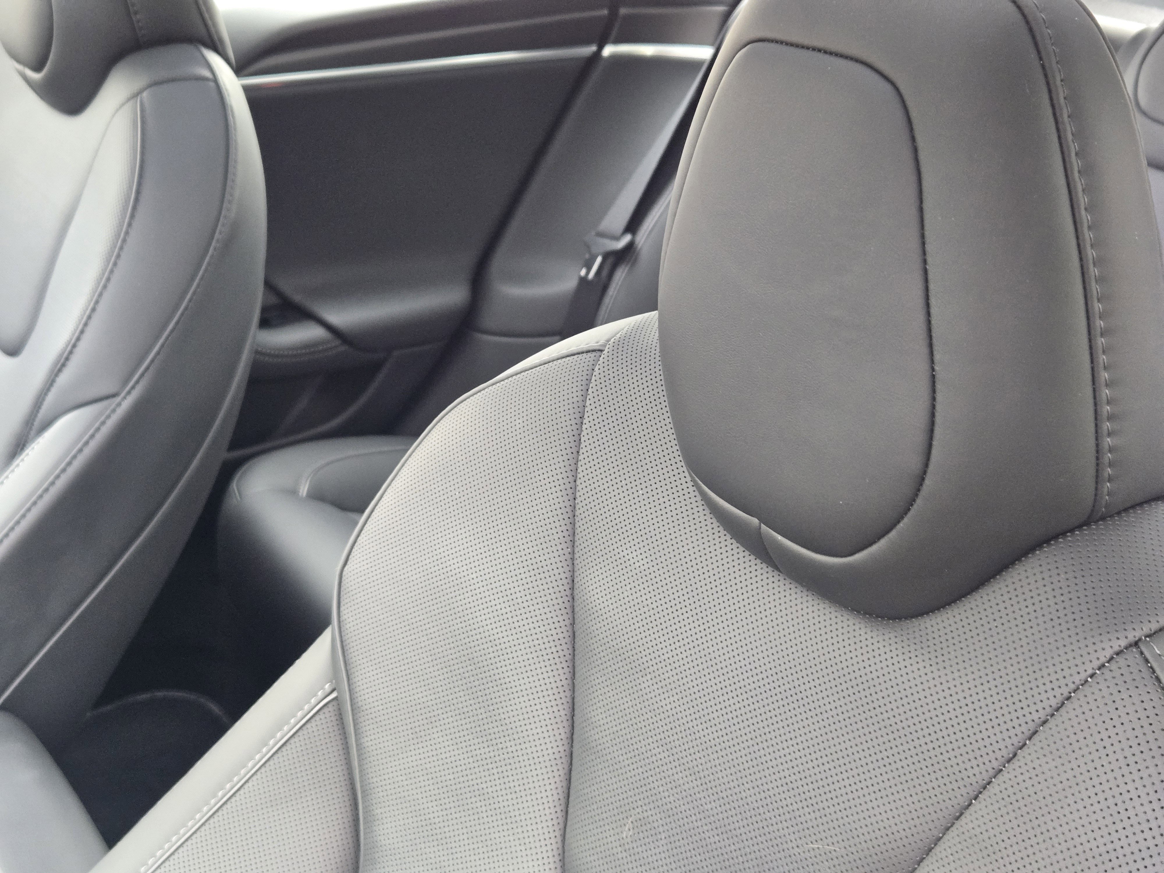 Used 2024 Tesla Model S Plaid image 32