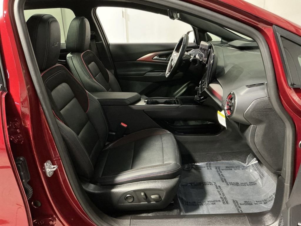 Used 2025 Chevrolet Equinox EV RS w/ Active Safety Package 3 image 34