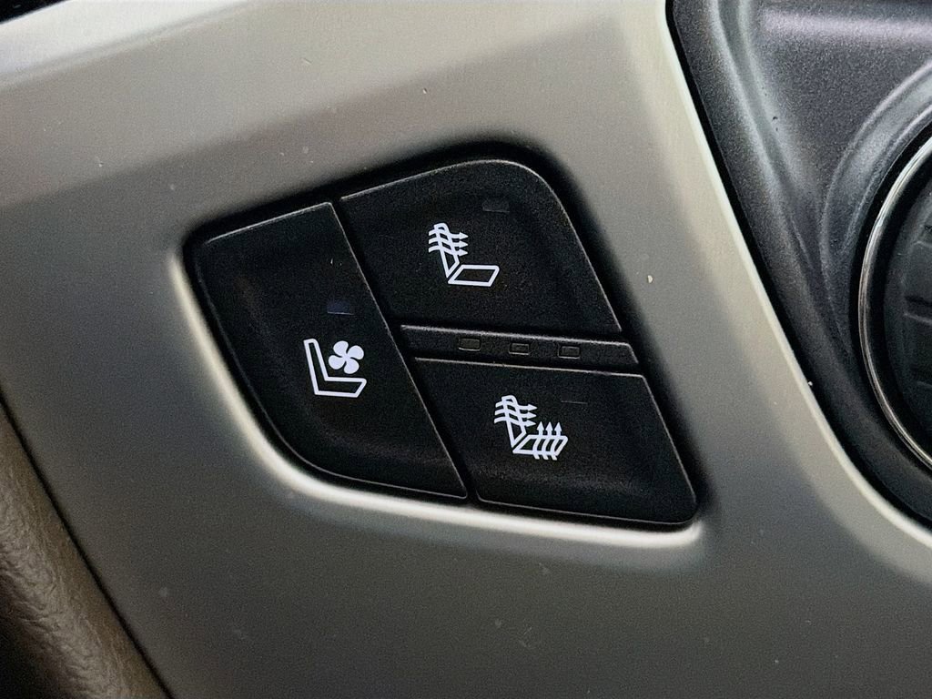 Used 2018 GMC Sierra 1500 SLT image 25