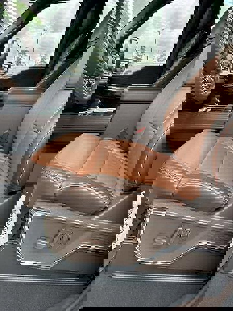 New 2025 Ford F250 King Ranch w/ Chrome Package image 19