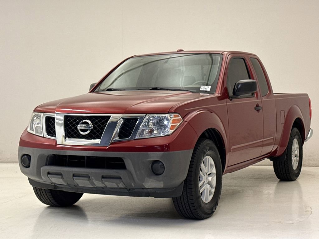 Used 2017 Nissan Frontier SV image 2
