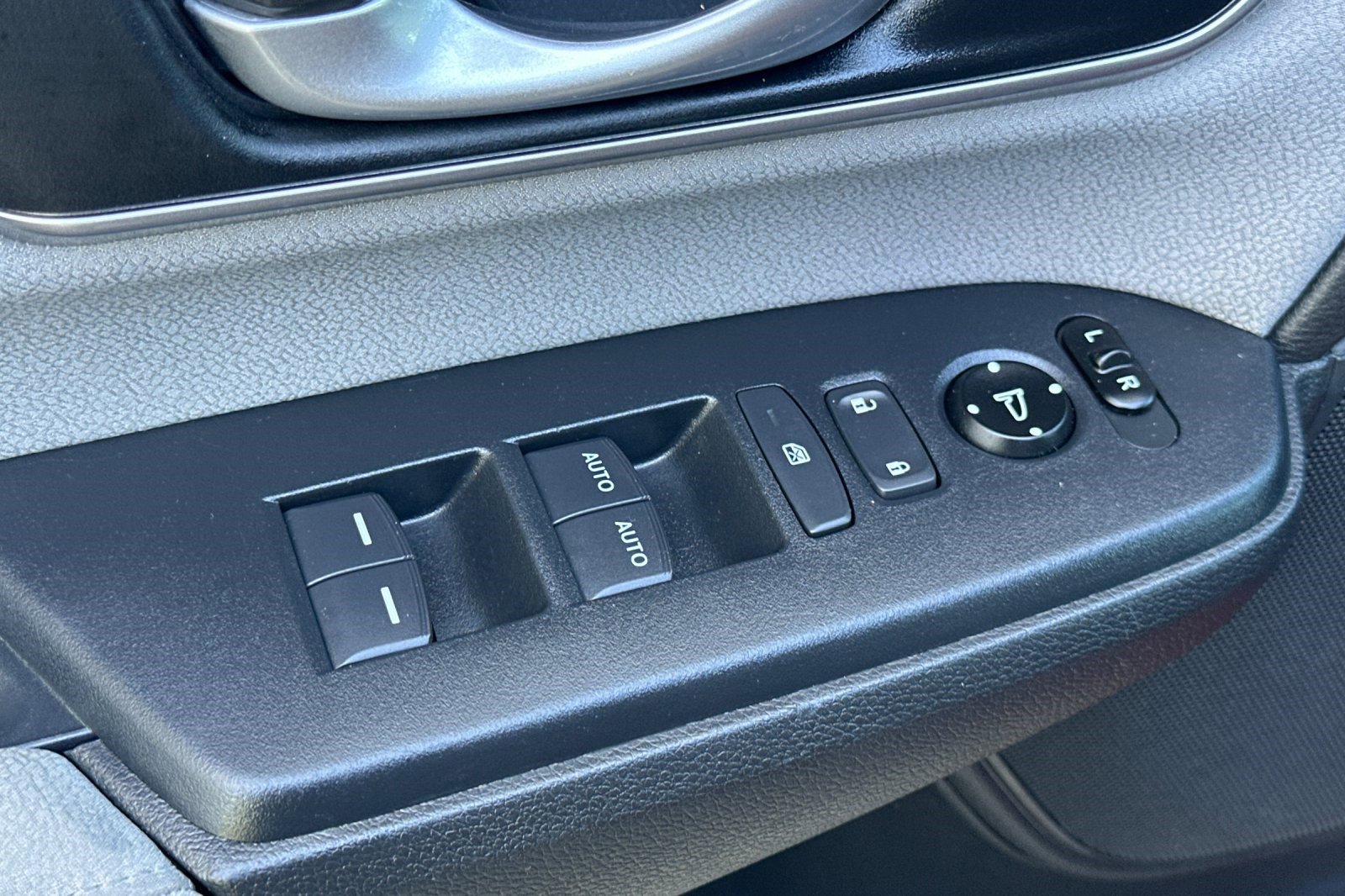 Certified 2020 Honda CR-V EX image 12
