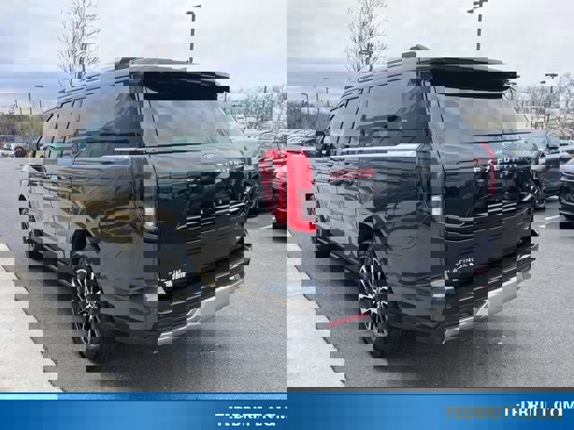 Certified 2025 Ford Expedition Max Platinum image 6