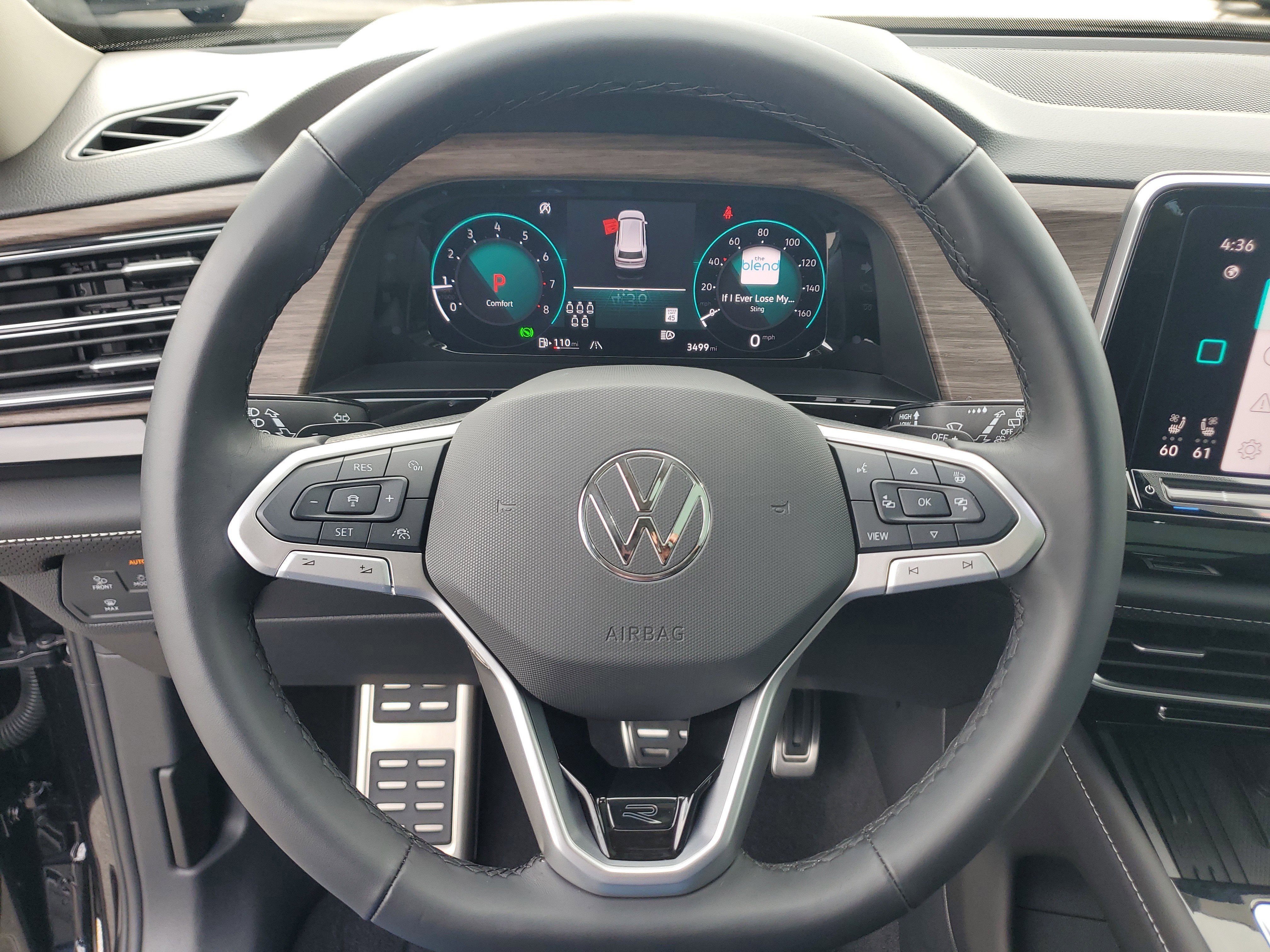 Used 2025 Volkswagen Atlas SEL Premium R-Line image 22