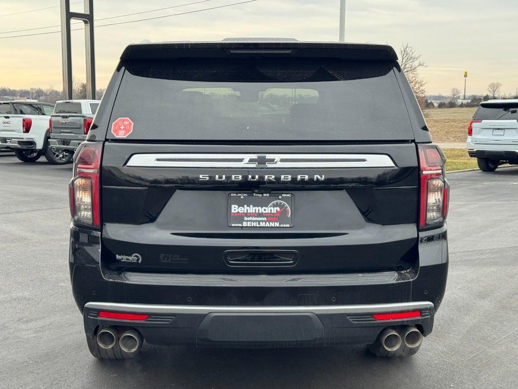 Used 2024 Chevrolet Suburban High Country image 7