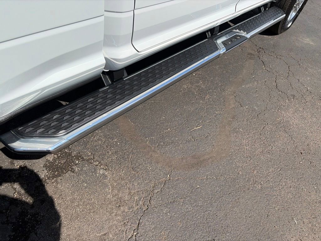 Certified 2025 RAM 2500 Big Horn AWD/4WD image 9