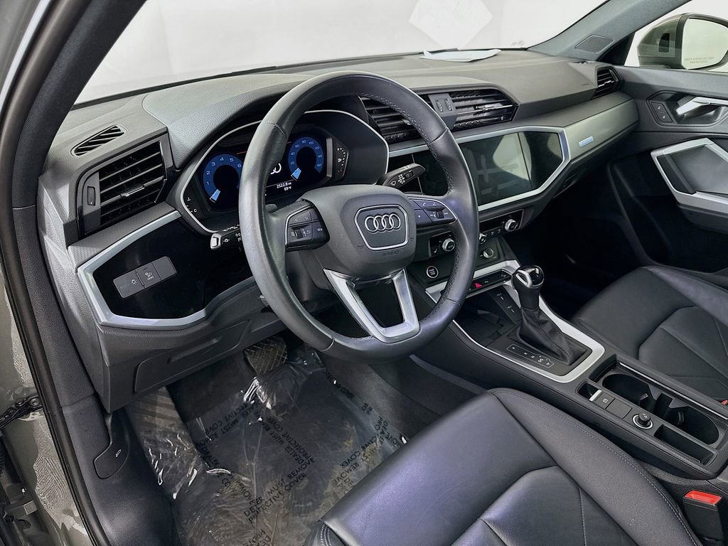 Used 2023 Audi Q3 2.0T Premium Plus AWD/4WD image 13