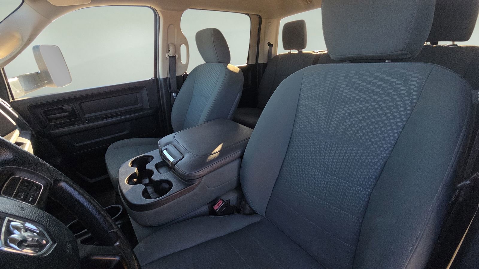 Used 2016 RAM 3500 Tradesman w/ Popular Equipment Group image 33