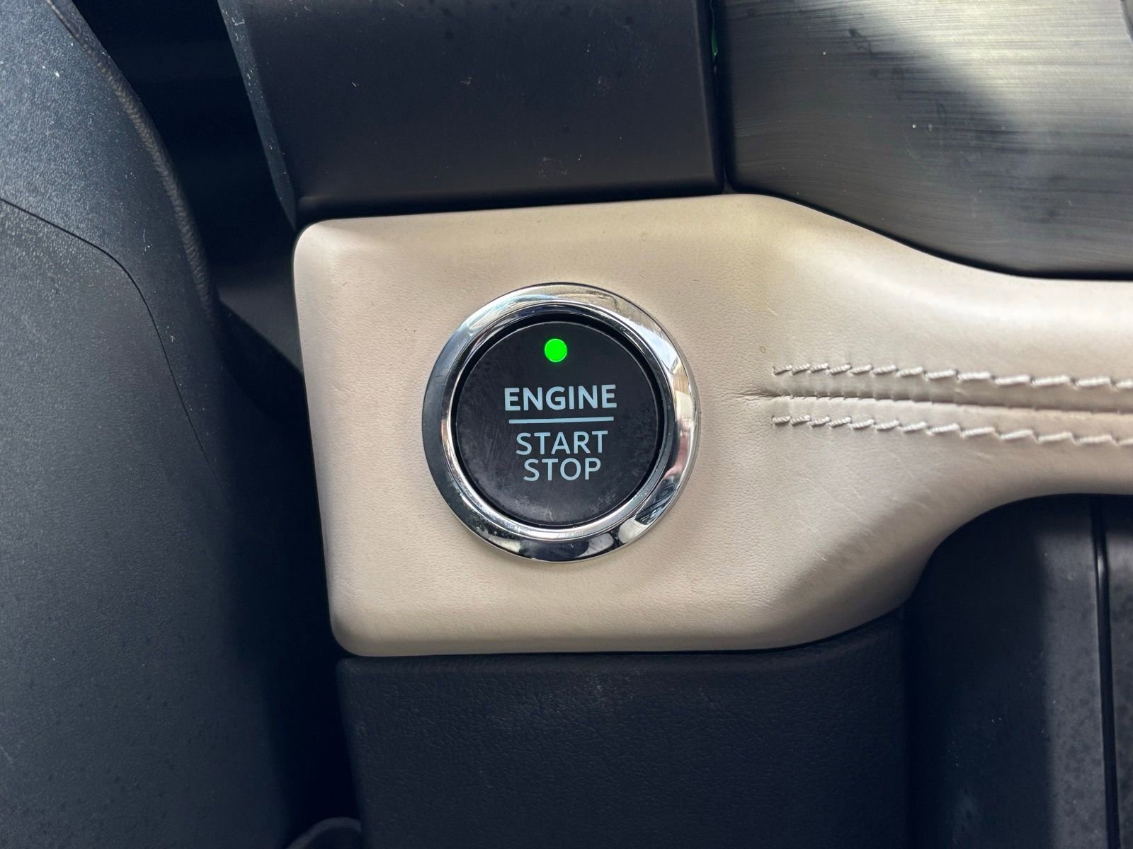 Used 2024 Ford Expedition Max Platinum image 27