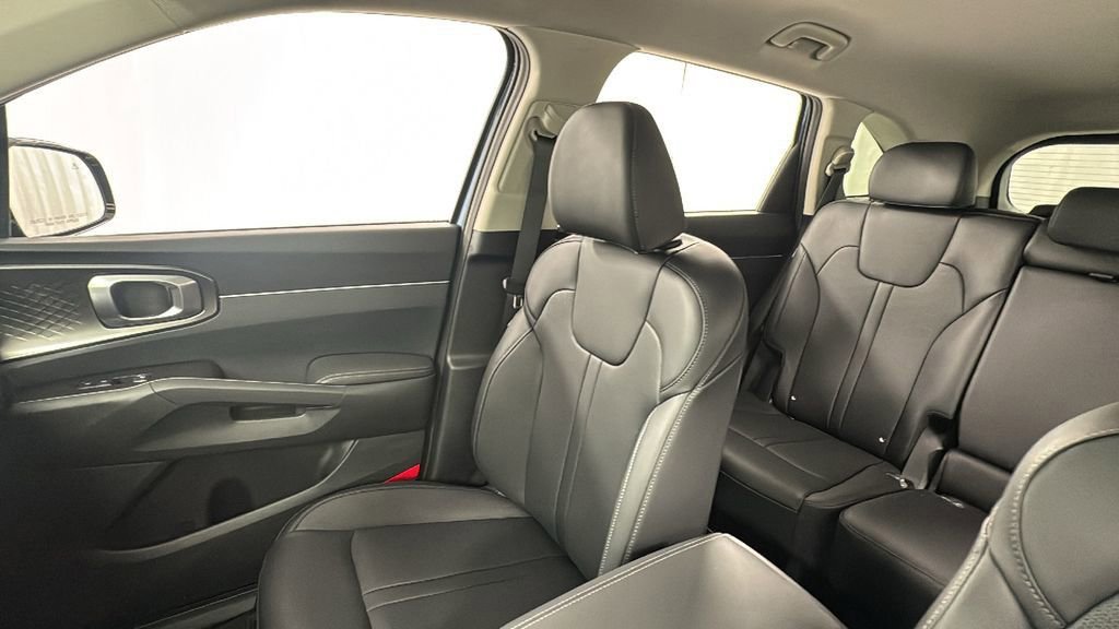 New 2026 Kia Sorento EX image 13