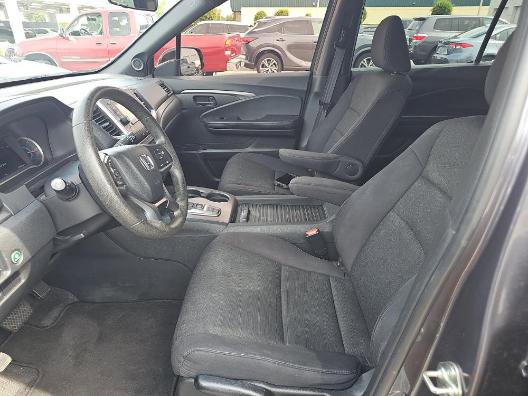 Used 2020 Honda Passport Sport image 8