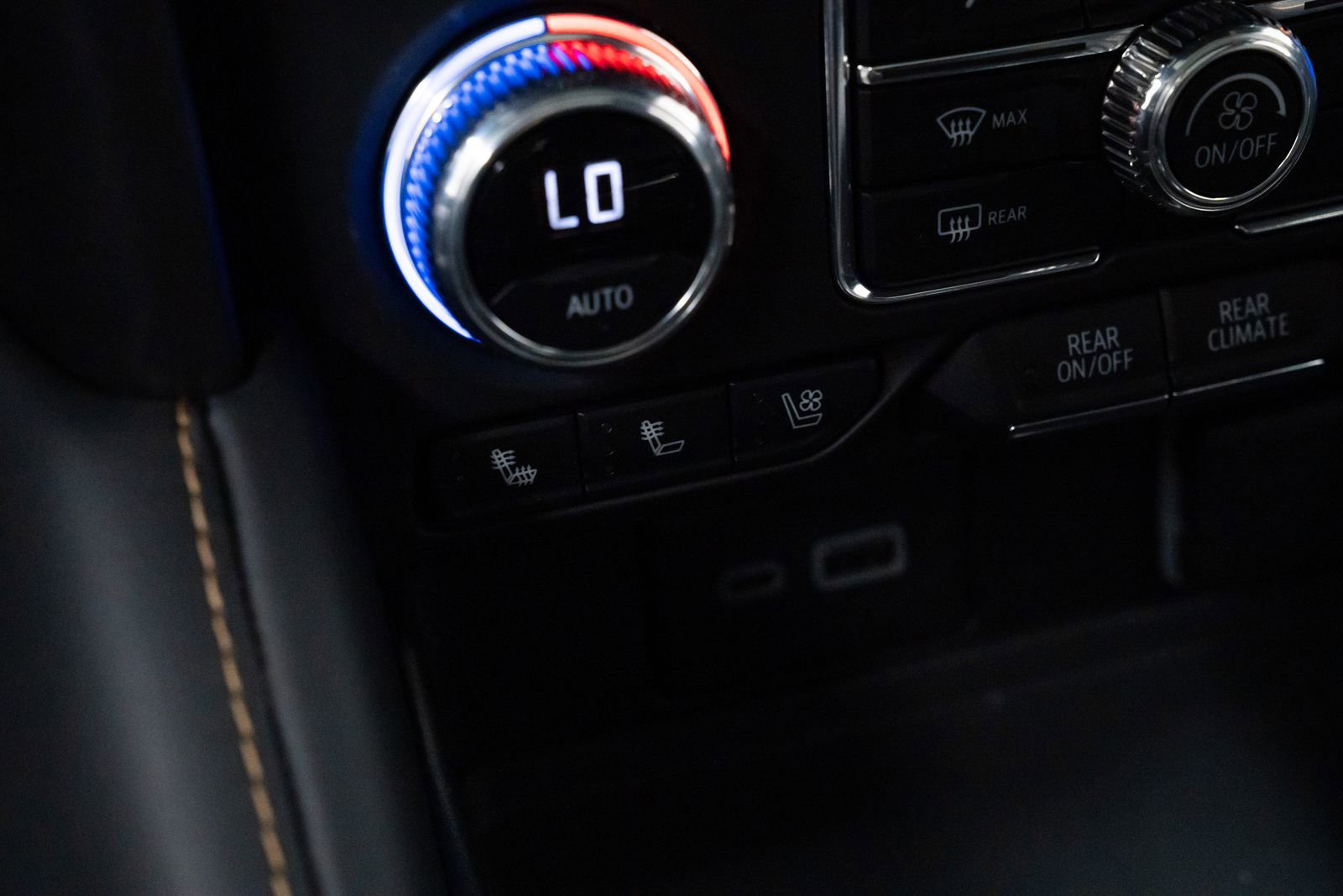 Used 2023 GMC Yukon XL AT4 w/ LPO, Floor Liner Package image 14