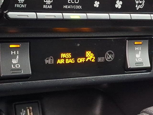 Used 2023 Toyota RAV4 XLE w/ Convenience Package image 27