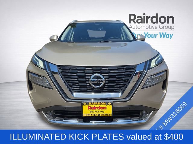 Used 2021 Nissan Rogue Platinum AWD/4WD image 2