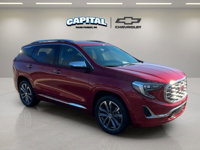 Used 2018 GMC Terrain Denali w/ Advanced Safety Package image 7