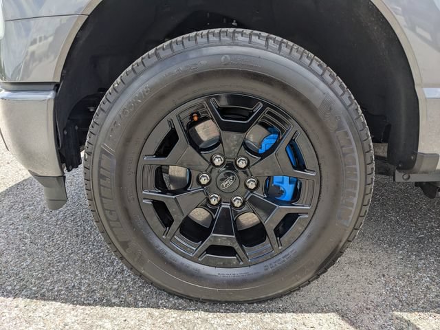 Certified 2025 Ford F150 Lightning XLT AWD/4WD image 11