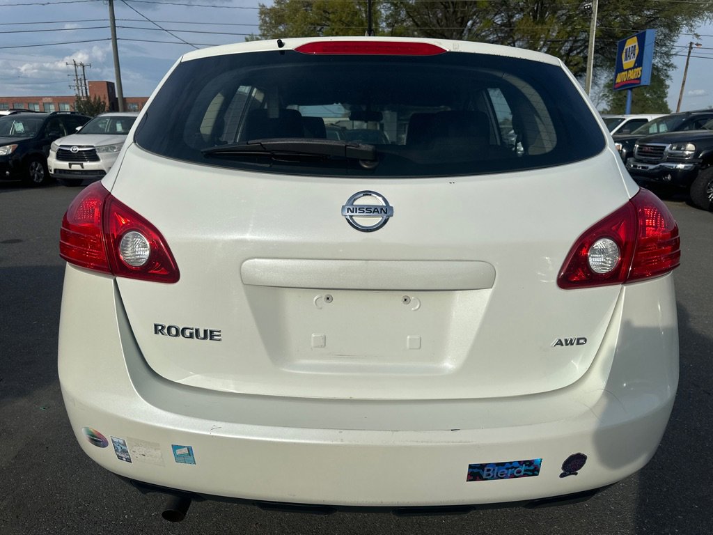Used 2010 Nissan Rogue S image 4