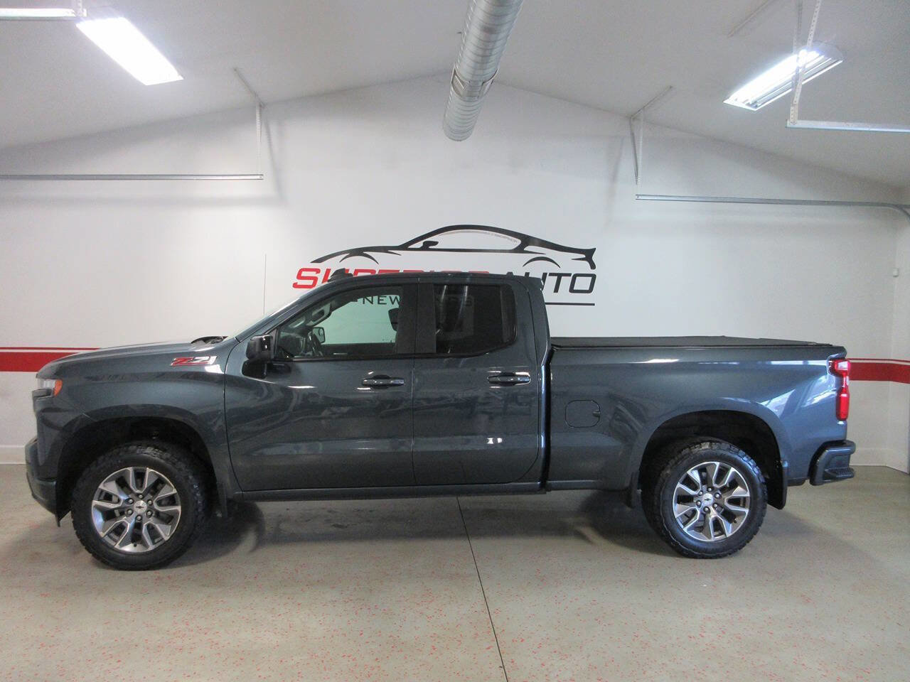 Used 2019 Chevrolet Silverado 1500 RST image 3