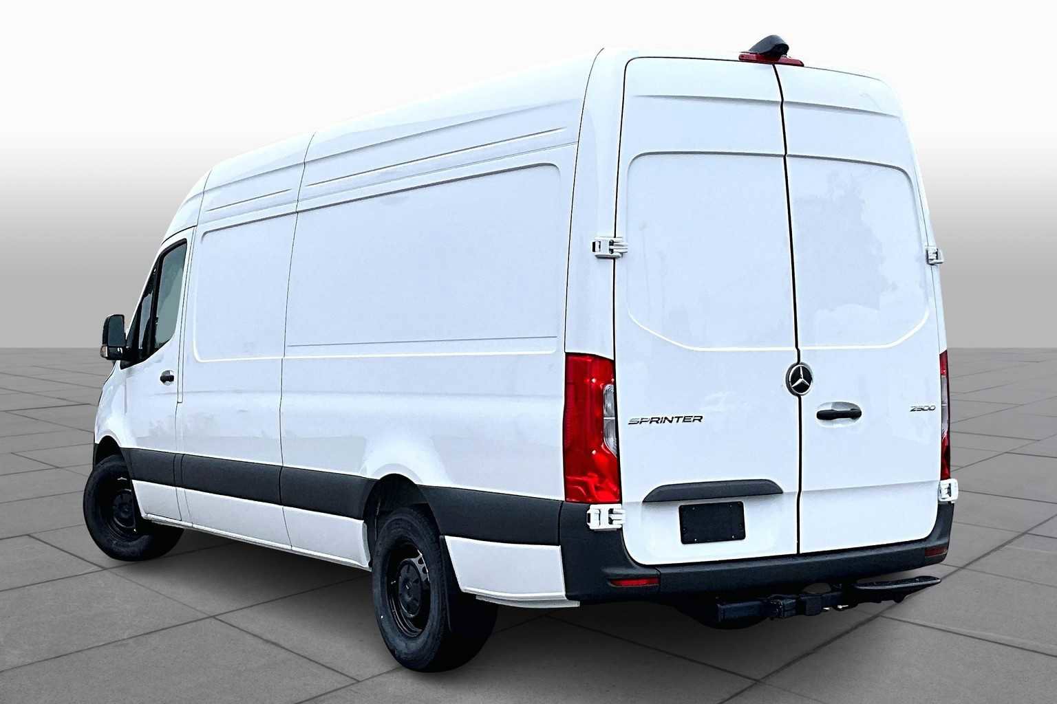 New 2025 Mercedes-Benz Sprinter 2500 image 4