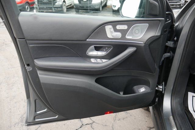 Used 2020 Mercedes-Benz GLS 450 4MATIC image 15