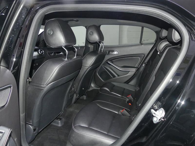 Used 2019 Mercedes-Benz GLA 250 4MATIC image 27