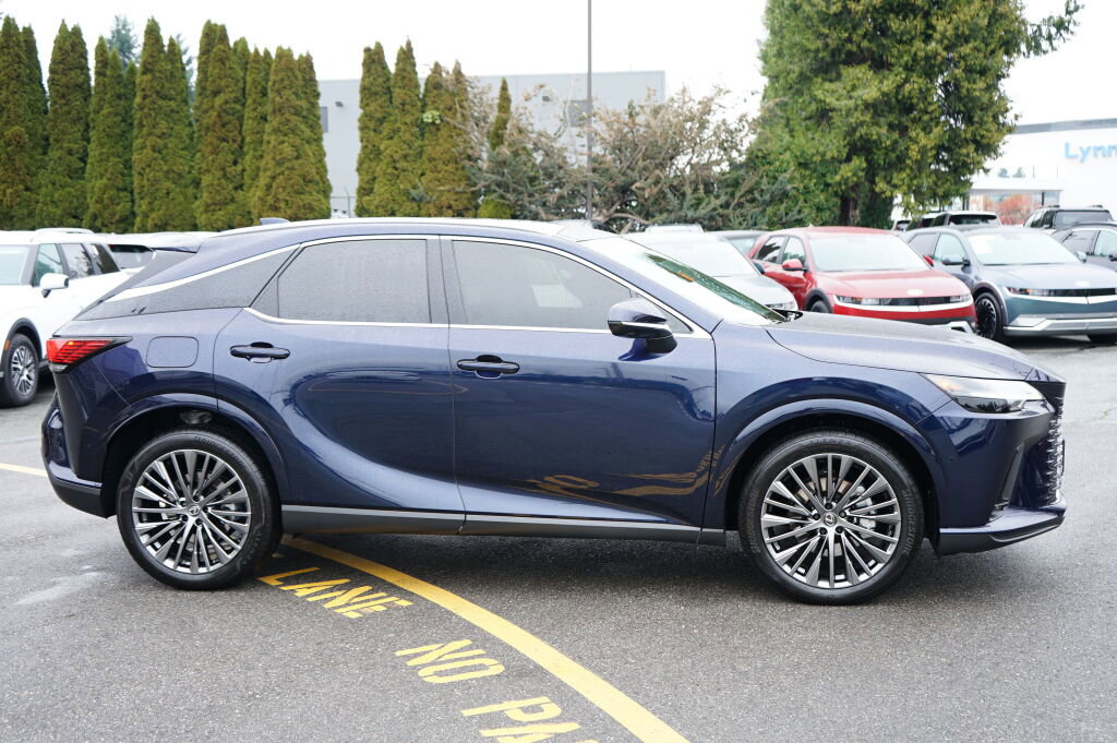Used 2025 Lexus RX 450h 450h+ Luxury image 2