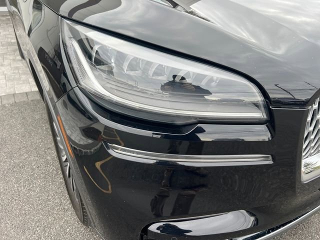 Used 2023 Lincoln Aviator AWD w/ Premium Package image 7