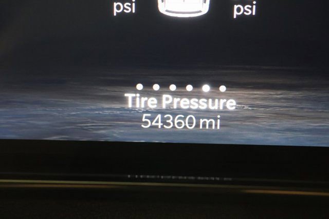 Used 2023 Jeep Grand Wagoneer Series II w/ Premium Group II image 13