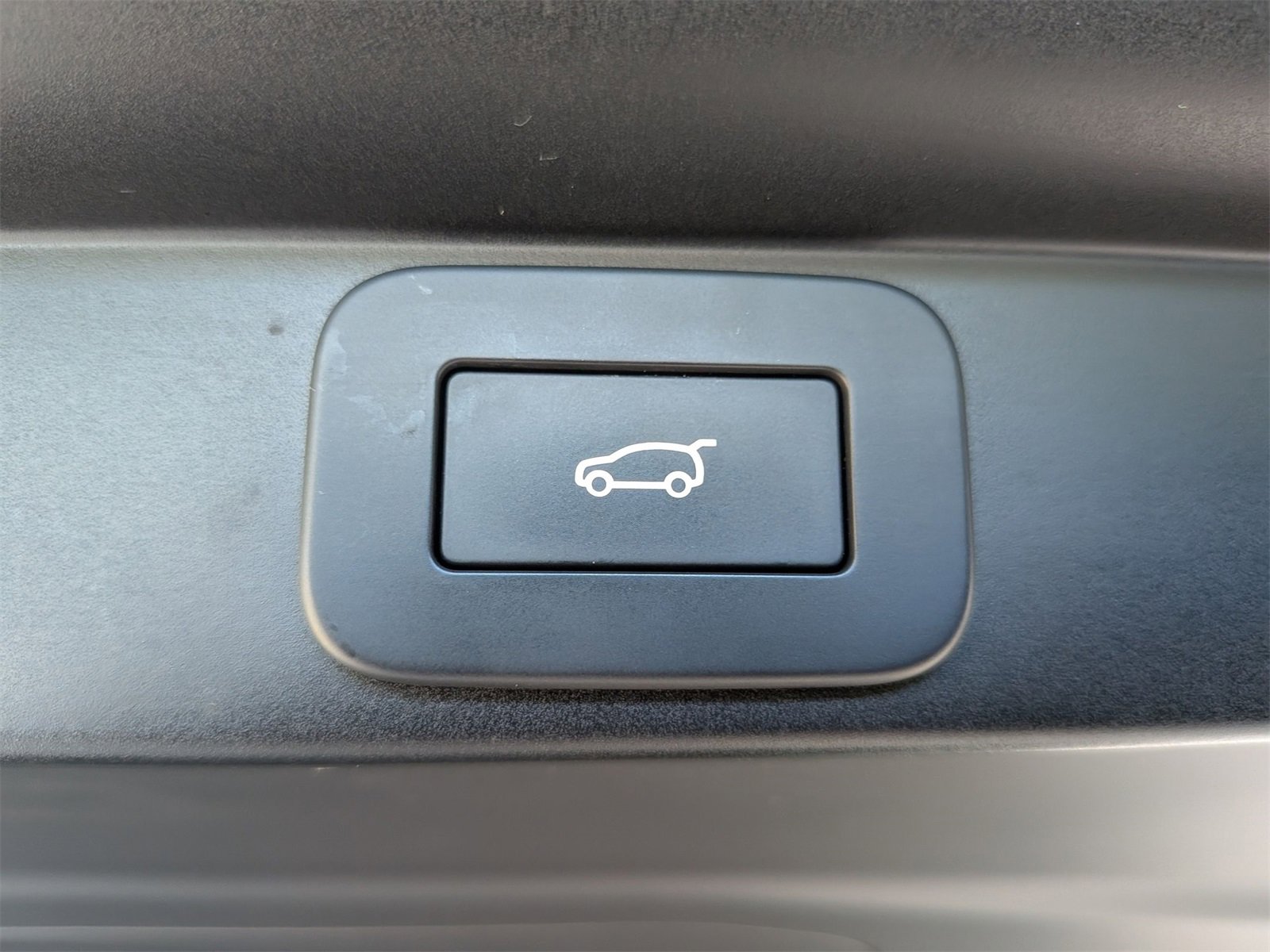 Used 2023 Land Rover Range Rover SE image 35