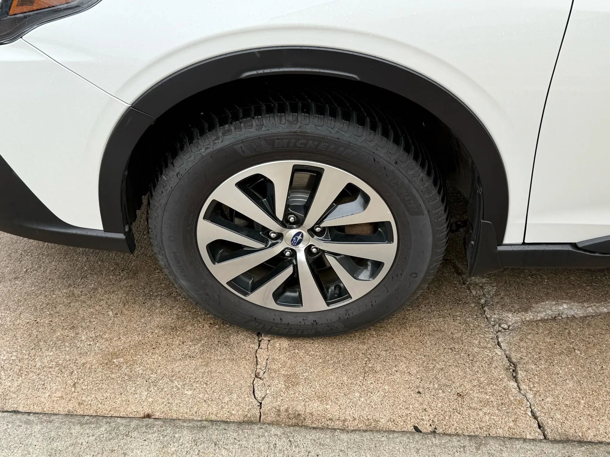 Used 2022 Subaru Outback Premium image 48