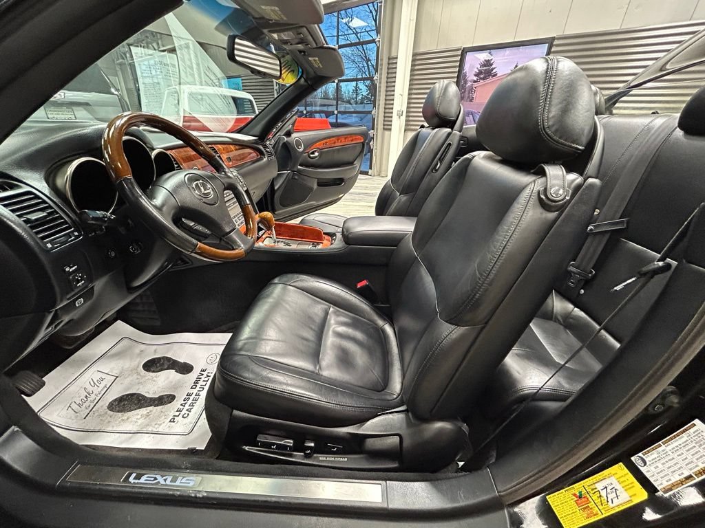 Used 2007 Lexus SC 430 Convertible RWD image 43