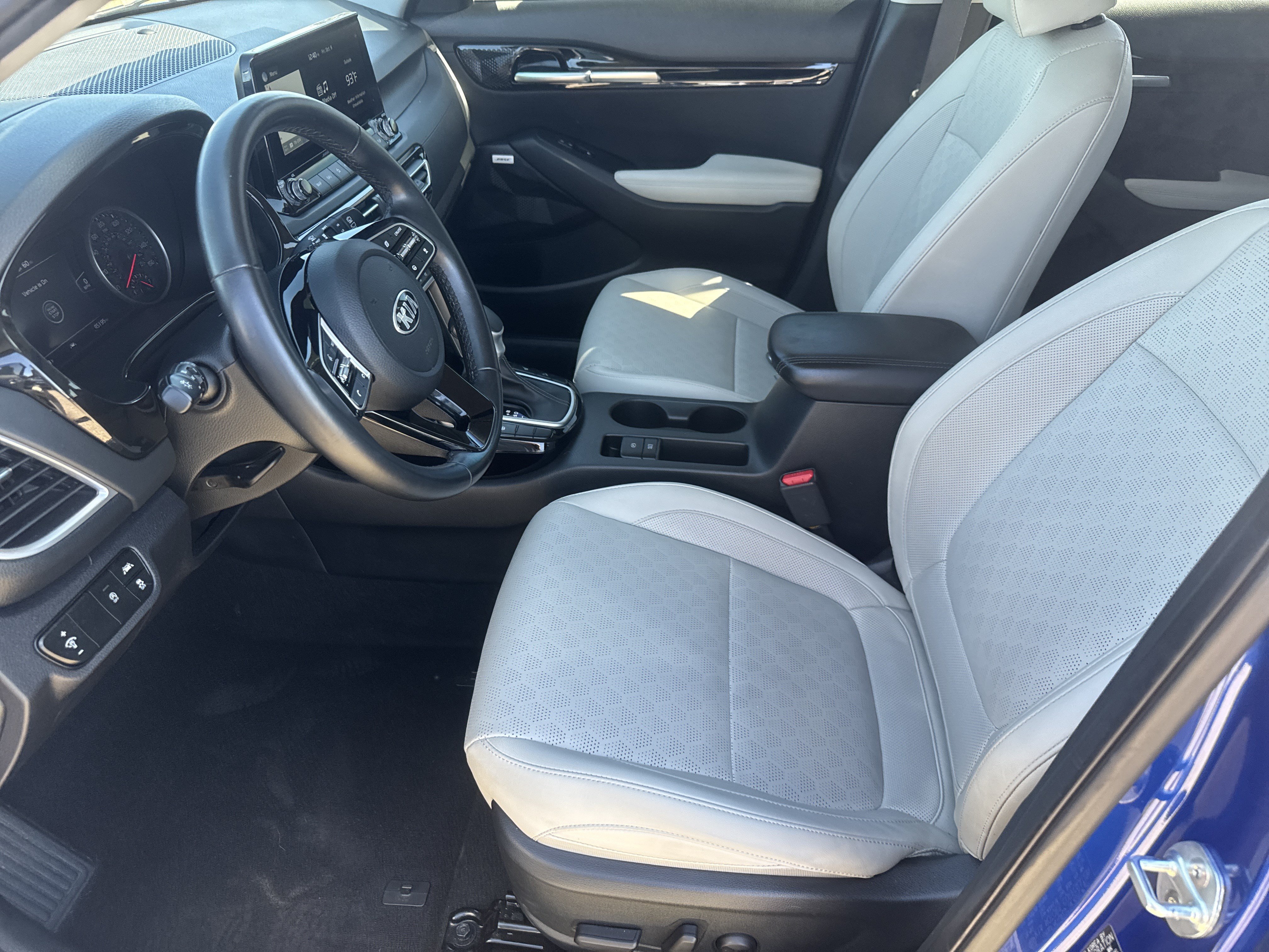 Used 2021 Kia Seltos SX w/ SX Sunroof Package AWD/4WD image 5