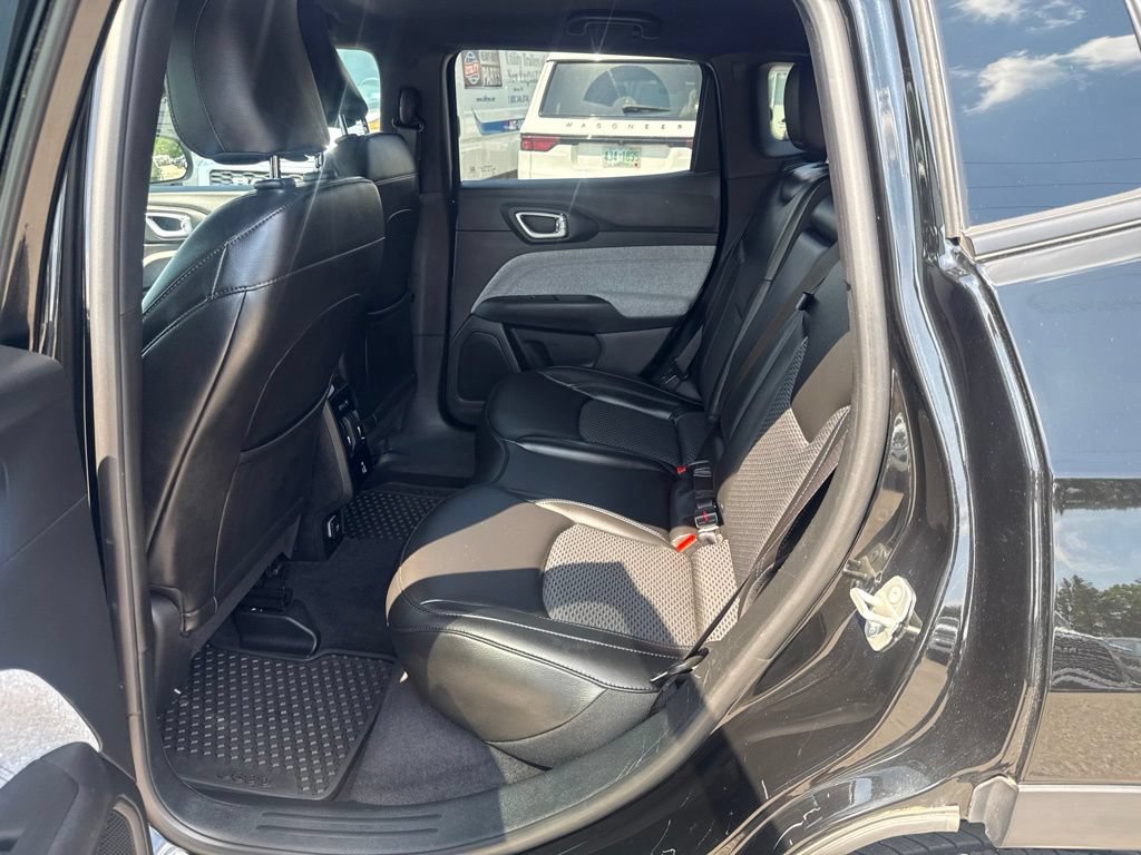 Certified 2023 Jeep Compass Latitude w/ Convenience Group AWD/4WD image 19