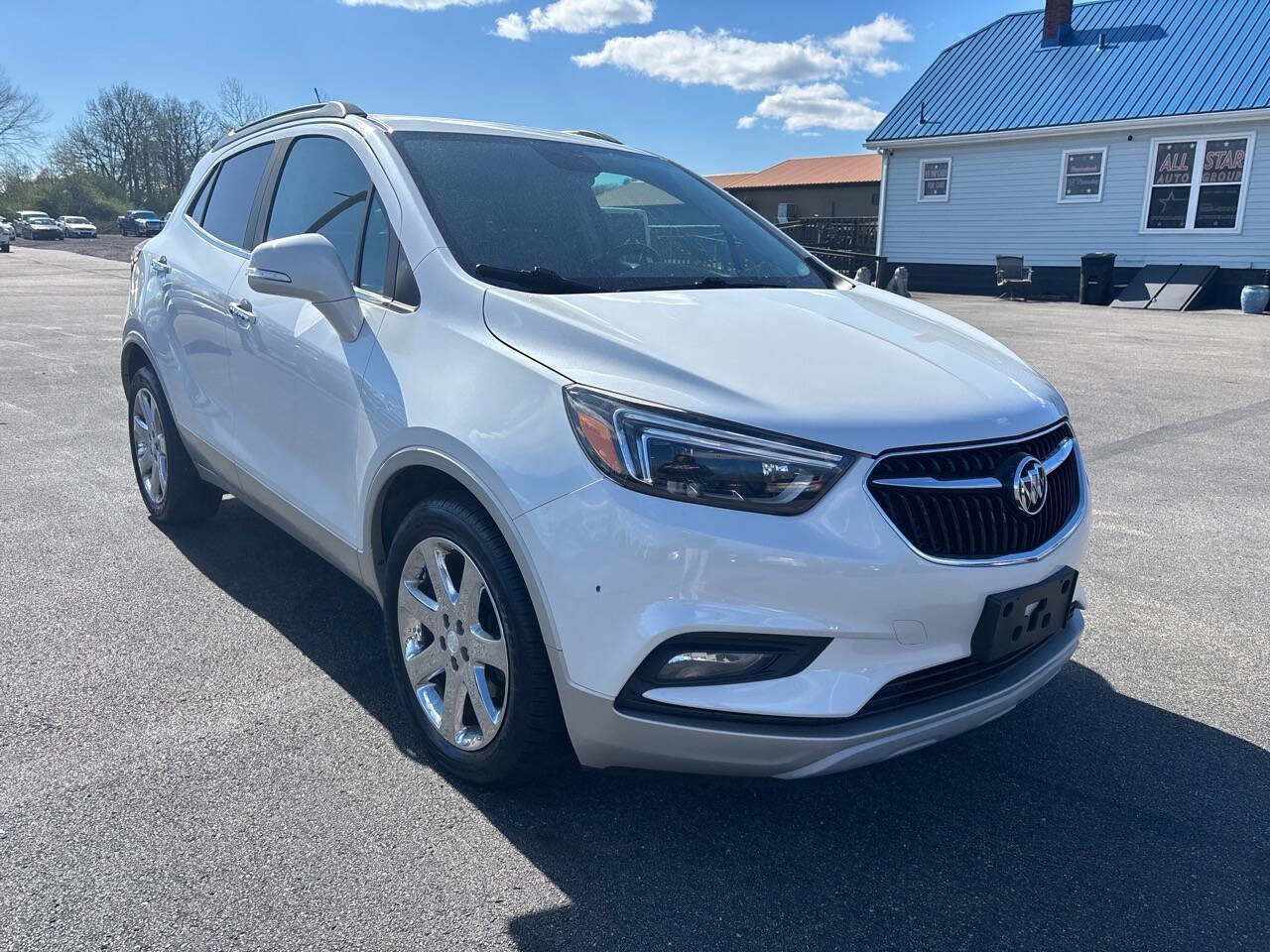 Used 2017 Buick Encore Essence w/ Experience Buick Package FWD image 10