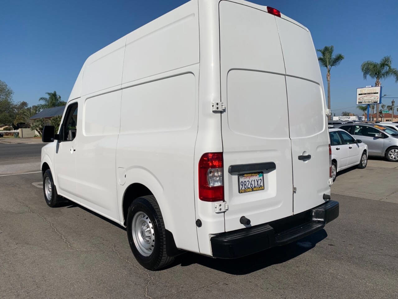 Used 2020 Nissan NV 2500 S image 18