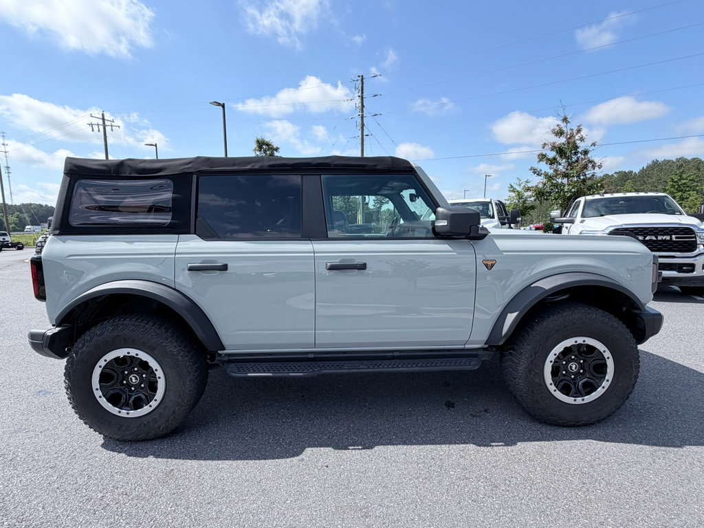 Used 2022 Ford Bronco Badlands w/ Sasquatch Package AWD/4WD image 4