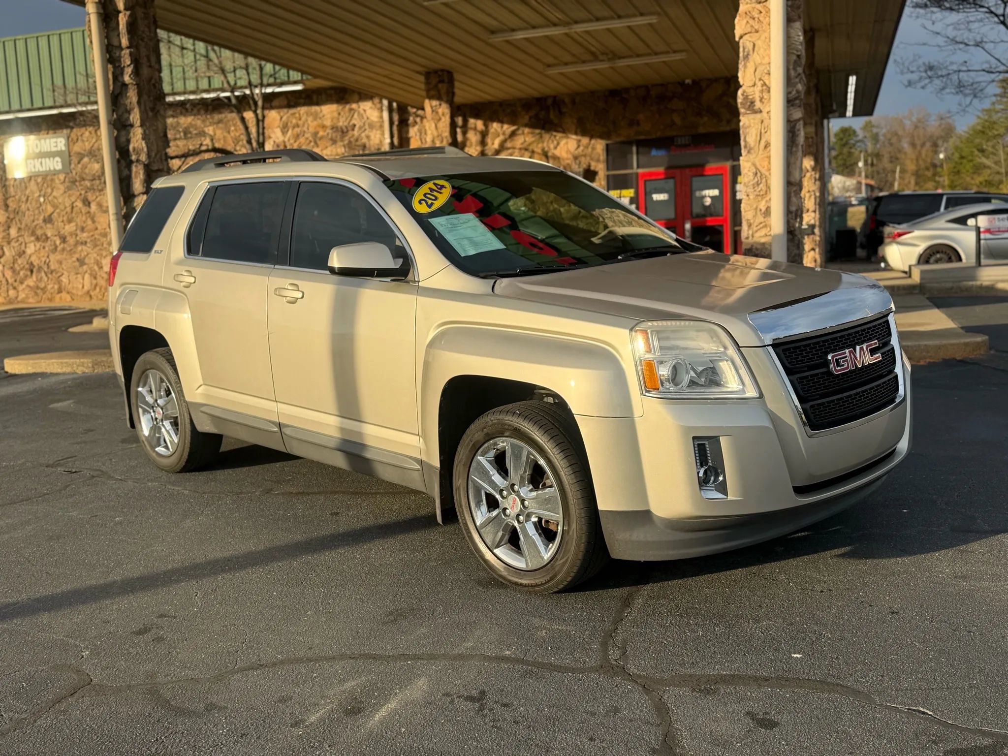 Used 2014 GMC Terrain SLT w/ LPO, Protection Package image 2