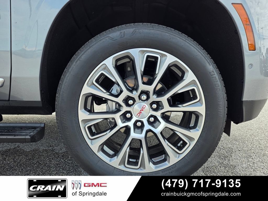 Used 2026 GMC Yukon XL Denali w/ Sun & Power Step Package AWD/4WD image 31