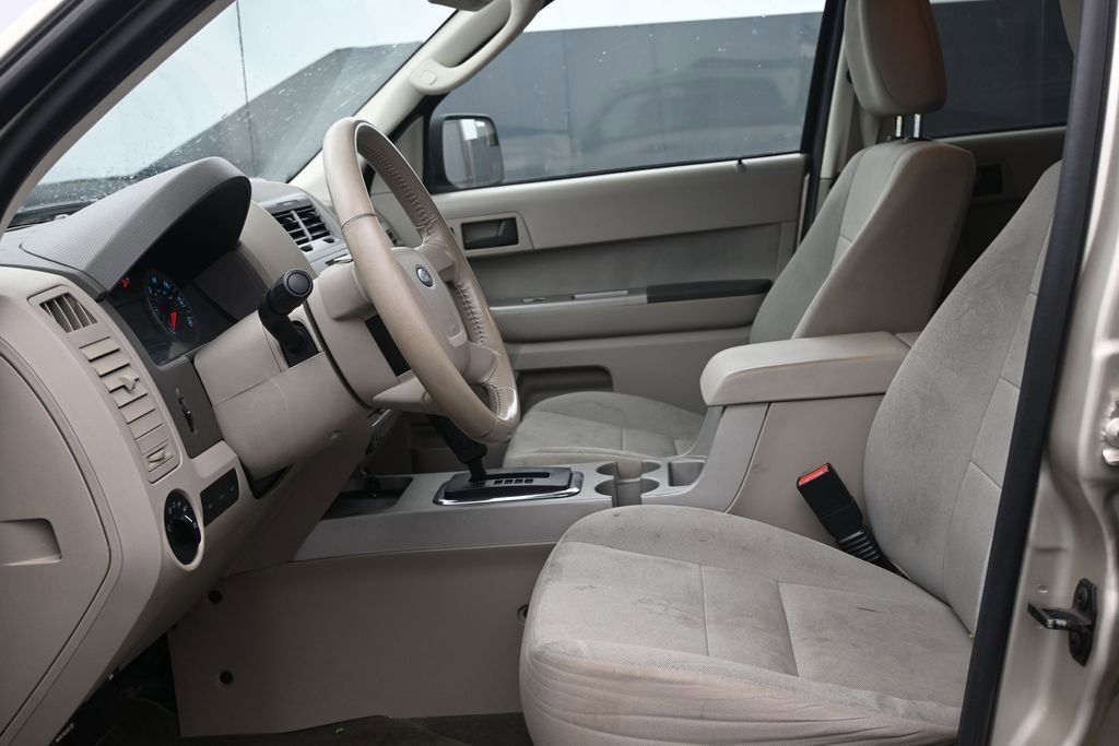 Used 2010 Ford Escape XLT FWD image 18