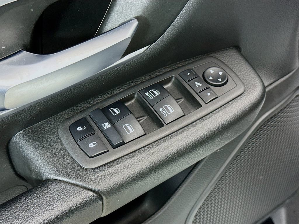 Used 2023 RAM 1500 Big Horn image 18