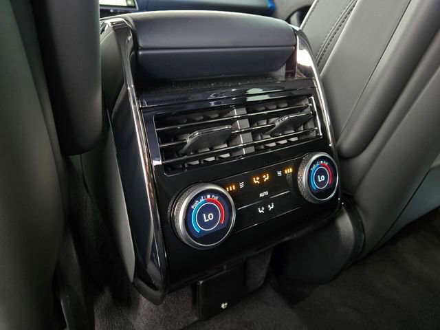 New 2026 Land Rover Range Rover Sport Dynamic SE AWD/4WD image 13